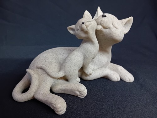 Fountasia sculptures cats - fountasia,