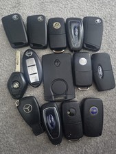 JOB LOT OF 14 USED CAR KEYS IN