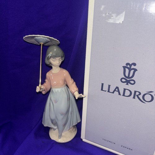Lladró porcelain figurine - lladró,