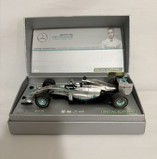SCALEXTRIC C3593A. LEWIS HAMILTON. MERCEDES AMG F1.  2014.
