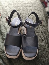 Ladies Leather Sandals New