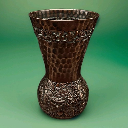 Handcrafted copper vase - handcrafted, –