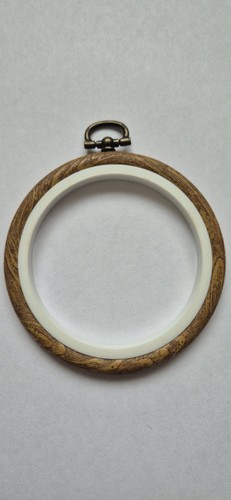 Small plastic wood imitation - plastic,