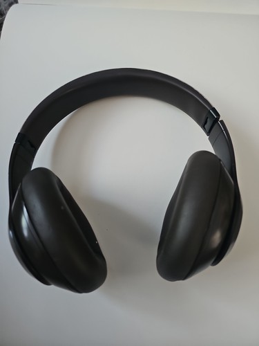 Beats dre studio pro - by,