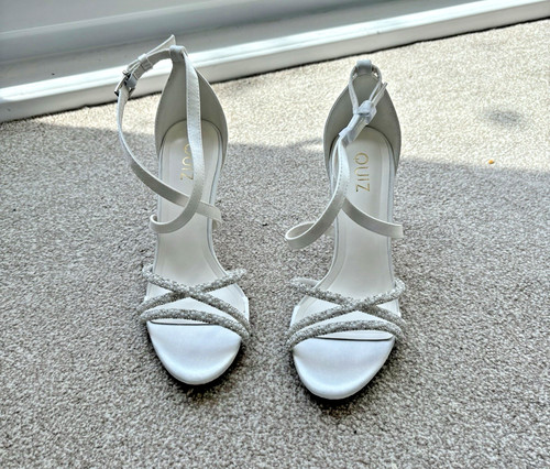 Quiz bridal white - quiz,