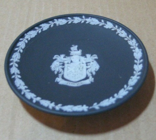 Wedgwood black dipped jasper - dipped,