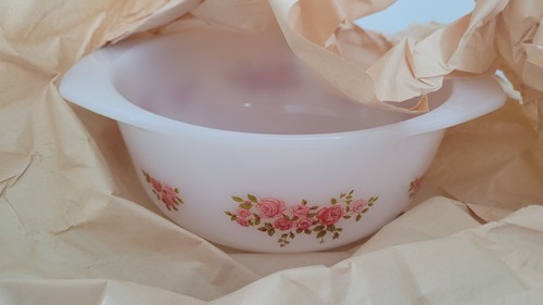 Vintage arcopal milk glass - milk,