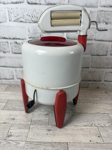 Vintage 1940 tin toy - 1940-50’s,