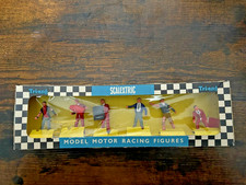 TRI-ANG SCALEXTRIC   MM/F300  TRACK OFFICIALS & PIT CREW   BOXED