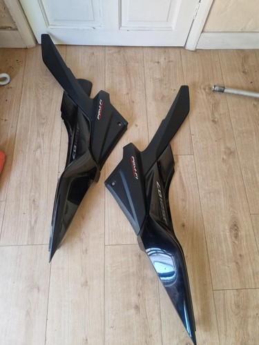 Honda cbf125 cb125f side panel - honda,