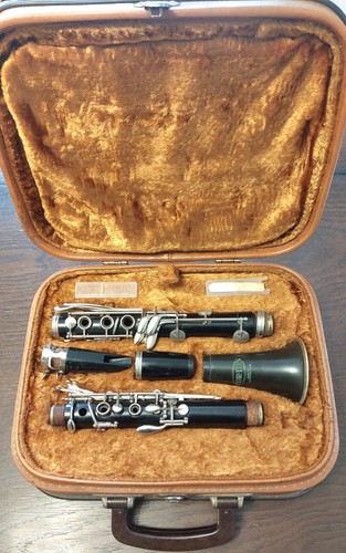 Vintage corton clarinet - vintage,