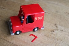Postman Pat Van Pat 1 Red 17cm - ER PLC/2003 Retro Toy With Pat Figure