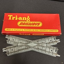 Tri-ang Railways R.100 Crossover Track with Original Box.  
