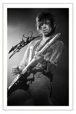 KEITH RICHARDS SIGNED PHOTO