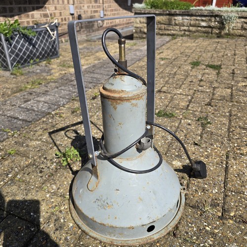 Retro industrial mid century - mid,
