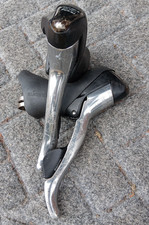 Shimano 105 ST-5600 STI 10