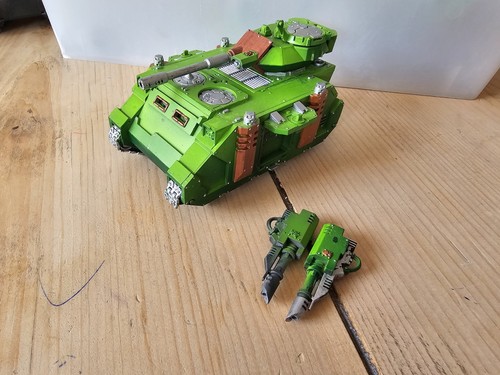 Warhammer 40k predator tank - 40k,