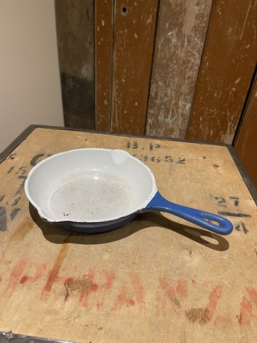 Vintage creuset blue - vintage,