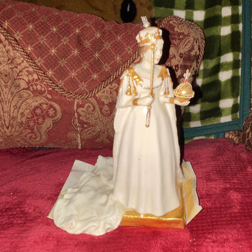 Royal doulton queen elizabeth - royal,
