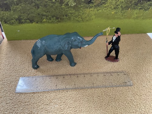 Vintage britains era - vintage, zoo