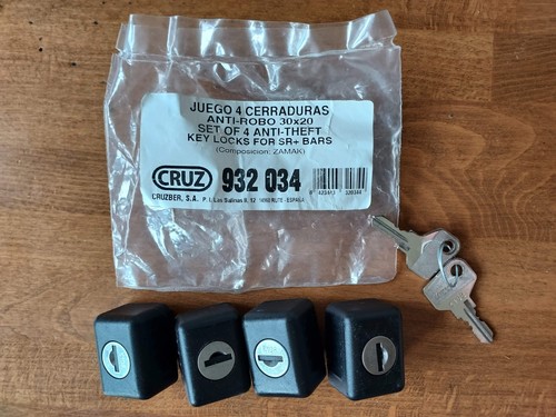 Cruz roof bar locks