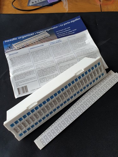 Pako needle organiser includes - organiser,