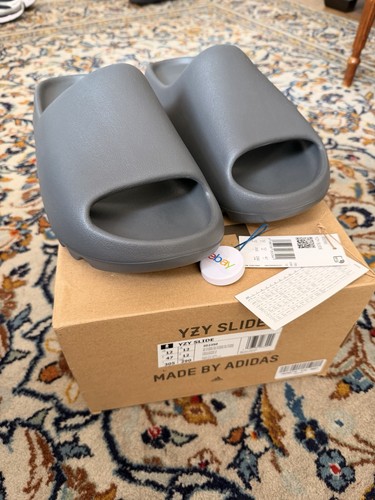 Authentic yeezy slides uk12 - authentic,