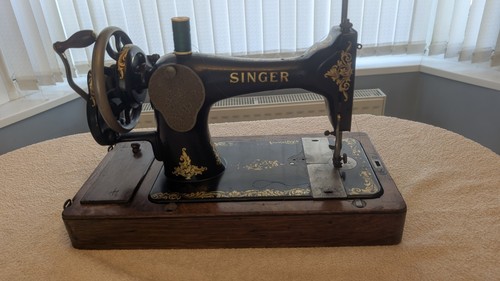 Singer mechanical hand crank - singer,