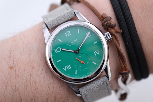 Nomos glashütte club campus - nomos,