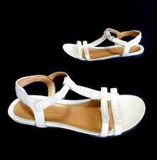 Ladies CLARKS UNStructured