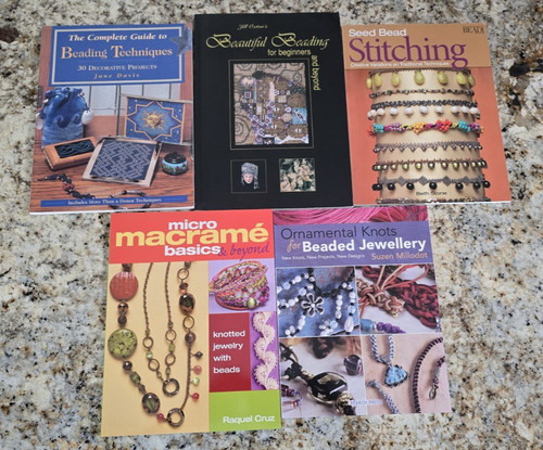 Lot beading books - lot,