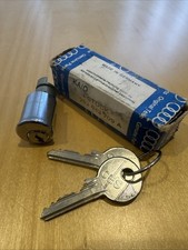 VW T25 / T3 LEFT sliding door lock cylinder + keys 252843709A Genuine VW part