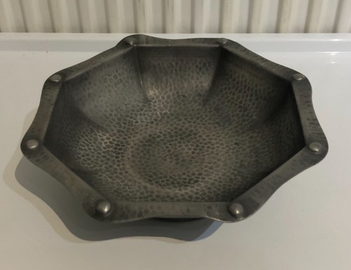 Warric pewter bowl made in - -,