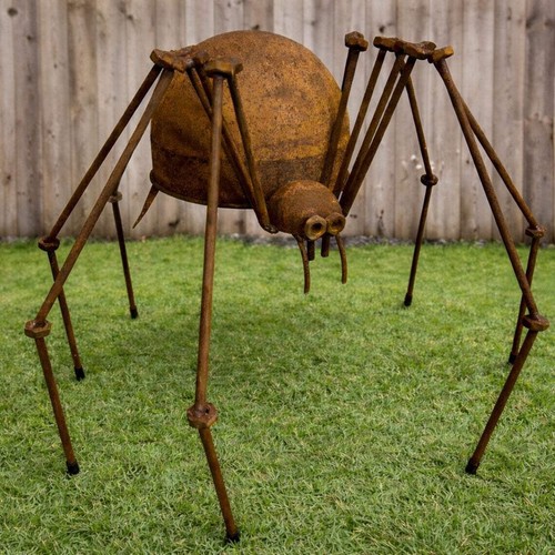 Rusty metal garden spider - rusty,