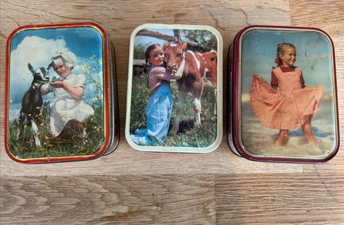 Collection vintage tins - of,
