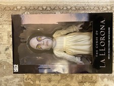 Mezco MDS mega scale La