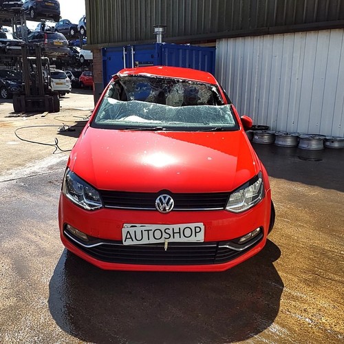 Volkswagen polo mk5 2014 - volkswagen,
