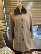  Bonmarche Women’s Fur Coat
