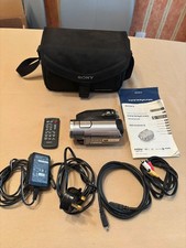 SONY HDR-HC7E CAMCORDER MiniDV HDV  HD. PAL + INSTRUCTIONS+CD+REMOTE+CASE