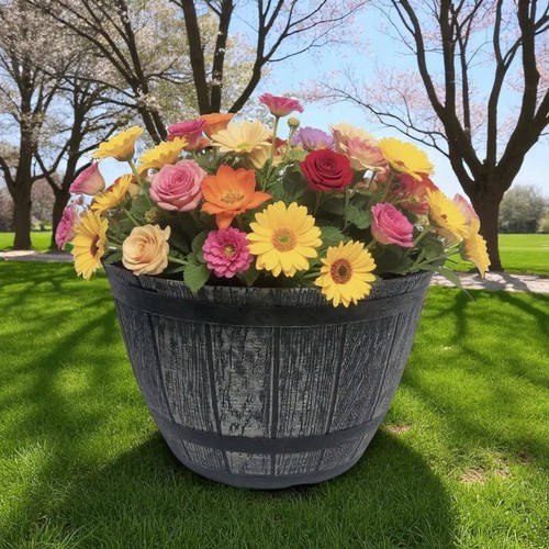 Rustic wooden effect garden - effect,