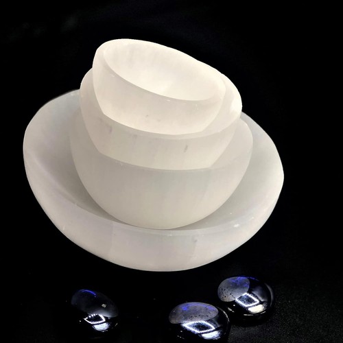 Selenite crystal round bowl - round,