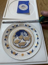 1978 Christmas Spode plate