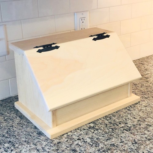 Bread box - bin, farmhouse