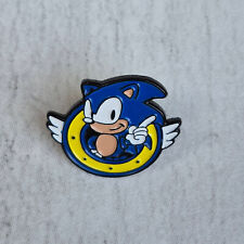 SONIC THE HEDGEHOG pin badge