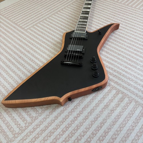 Matte black explorer style - black,