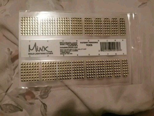 Gold lightning studs - gold, (toes)