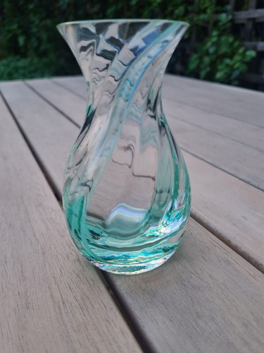 Lovely caithness glass bud - a,