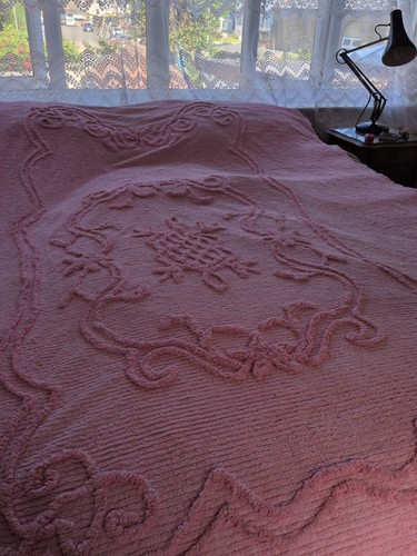 Vintage candlewick bedspread - candlewick,