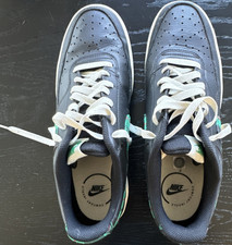 Nike Plaid Black Green Low Top