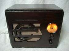 Vintage tube radio working - radio,